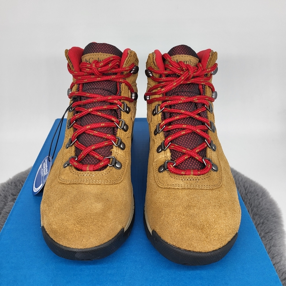 Columbia Tan and Red Winter Boots - Picture 2 of 7